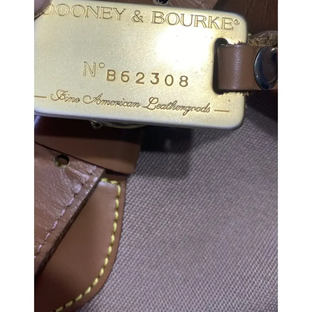Dooney & Bourke VINTAGE T307, N°362308, made in USA, Tan Small Bucket‎ Bag